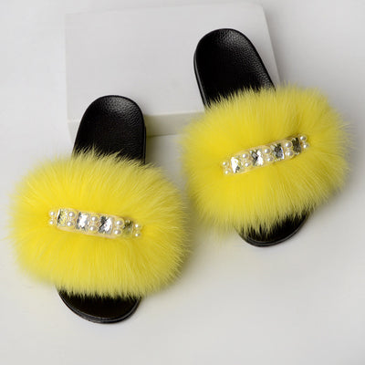Pantuflas de lana sencillas y modernas para mujer
